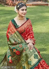 Red & Bottle Green Jacquard Silk Saree – Traditional Kalash & Elephant Motif Pallu Wedding Saree with Blouse Piece