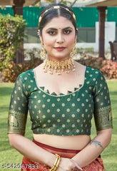 Festive Rani Pink & Bottle Green Jacquard Silk Saree – Traditional Kalash & Elephant Motif Pallu Saree with Blouse Piece