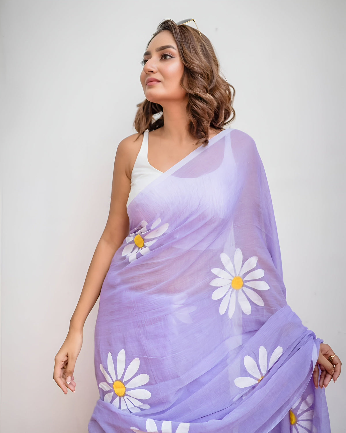 Women's Cotton Linen Blend Saree | Elegant Lavender Floral Daisy Hand-Painted Style Casual & Festive Sari with Unstitched Blouse Piece | Lightweight Party & Daily Wear (Light Purple)