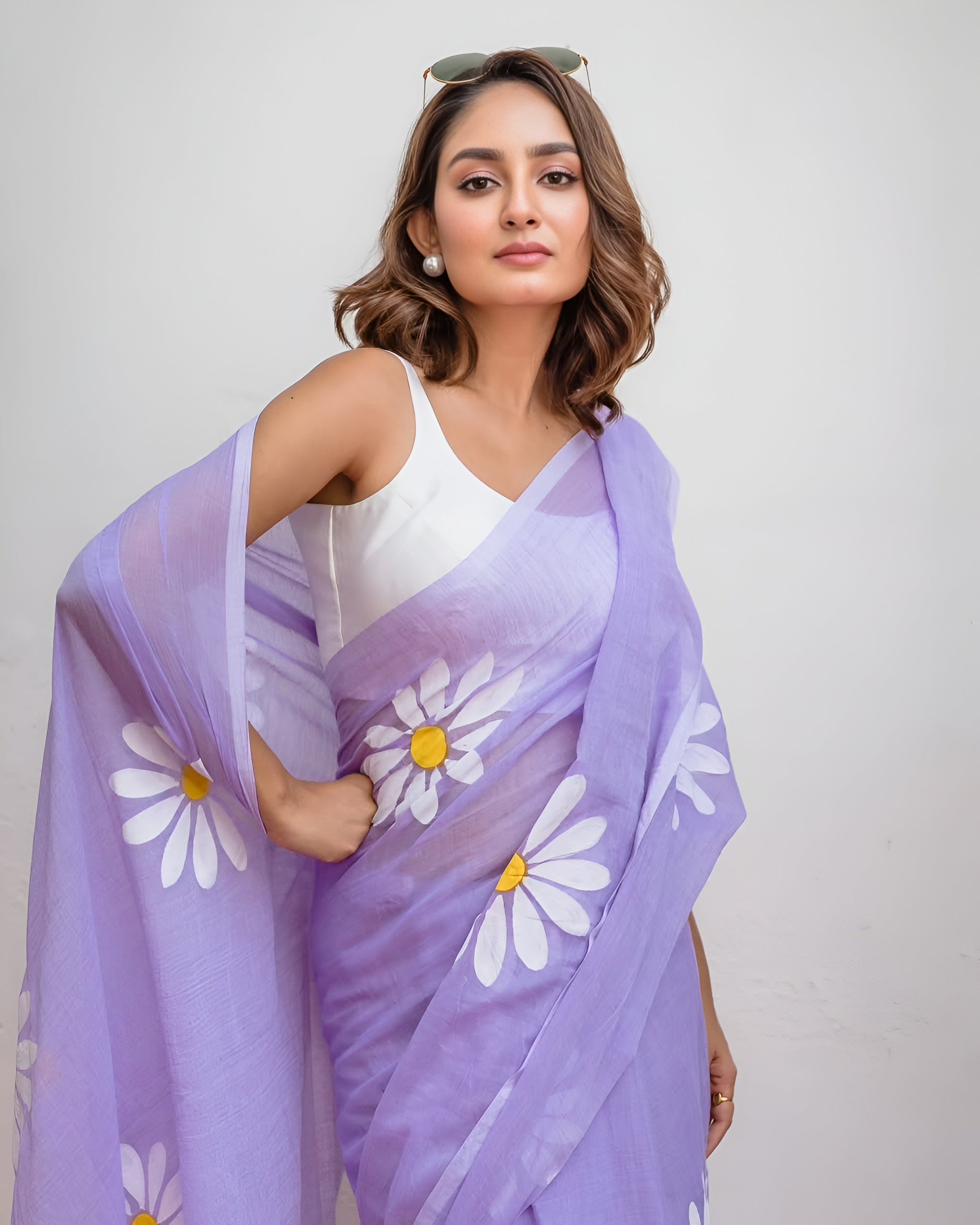 Women's Cotton Linen Blend Saree | Elegant Lavender Floral Daisy Hand-Painted Style Casual & Festive Sari with Unstitched Blouse Piece | Lightweight Party & Daily Wear (Light Purple)