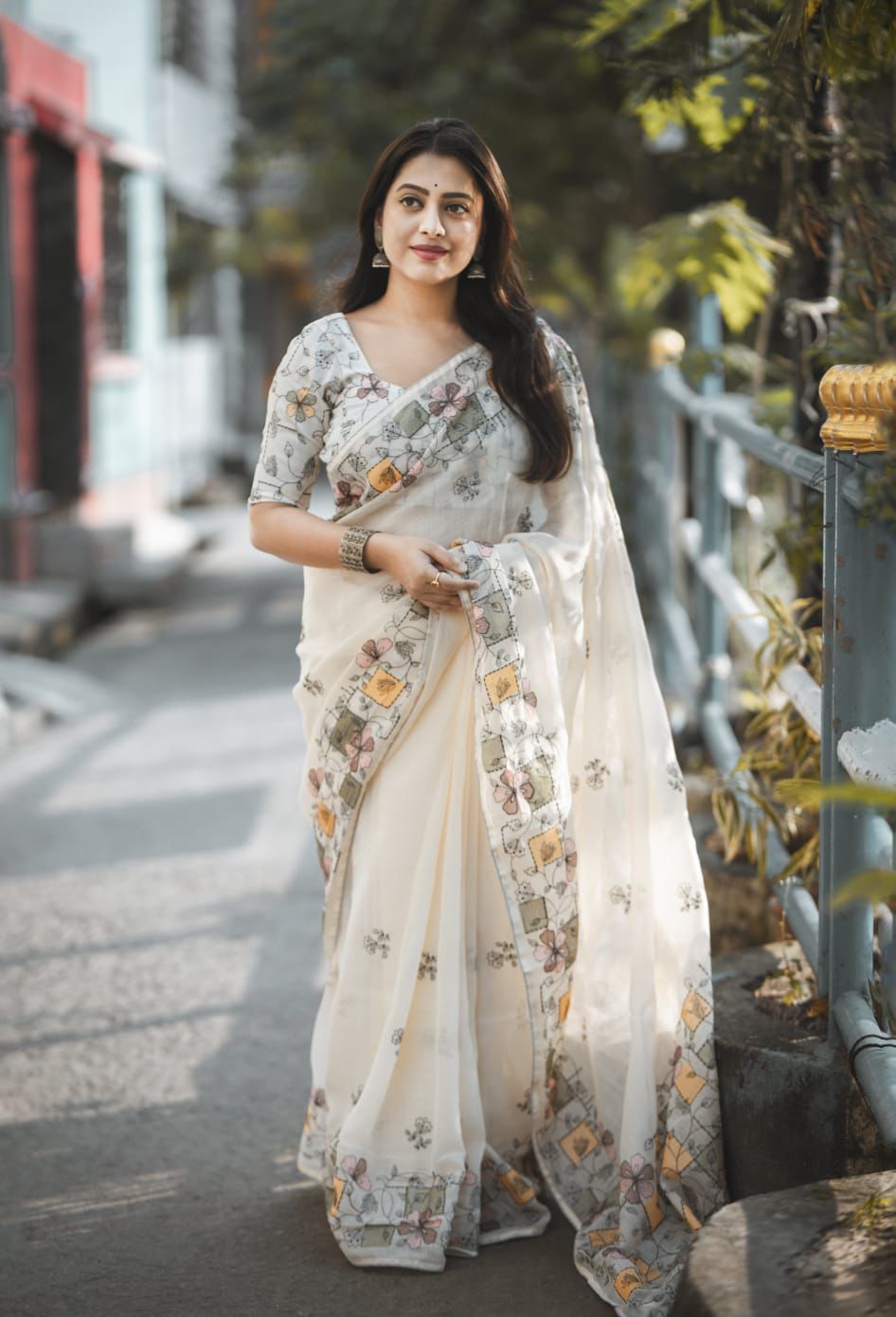 Women's Premium Pure Linen Cotton Saree | Artistic Floral & Geometric Box Printed Casual Sari with Matching Unstitched Blouse Piece | Luxury Lightweight Summer & Office Wear (Off-White & Pastel Multi-Color)